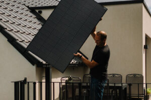 What You Need to Know About Installing Plug-In Solar Panels